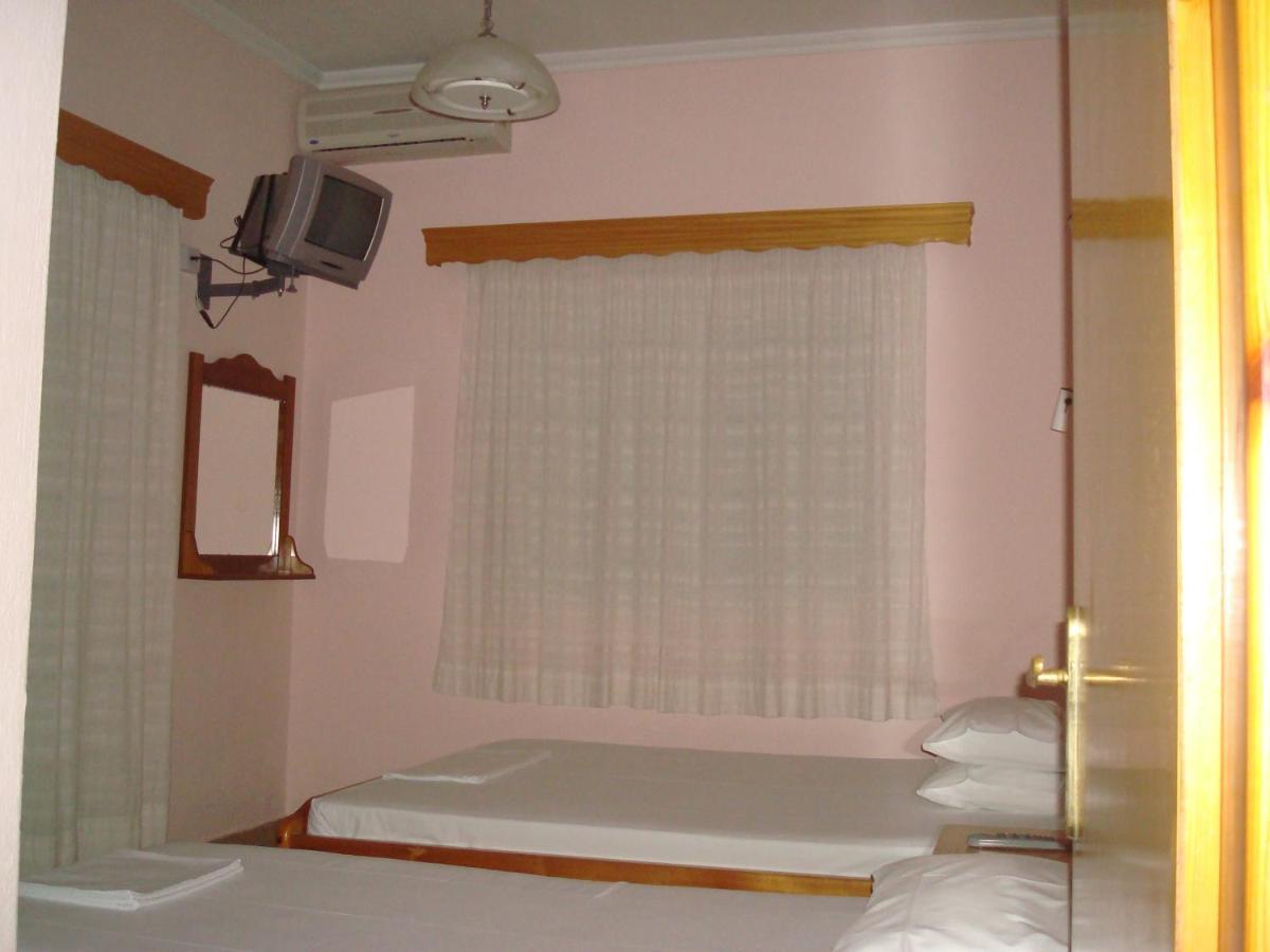 Hotel Filoxenia 네오이포로이 외부 사진