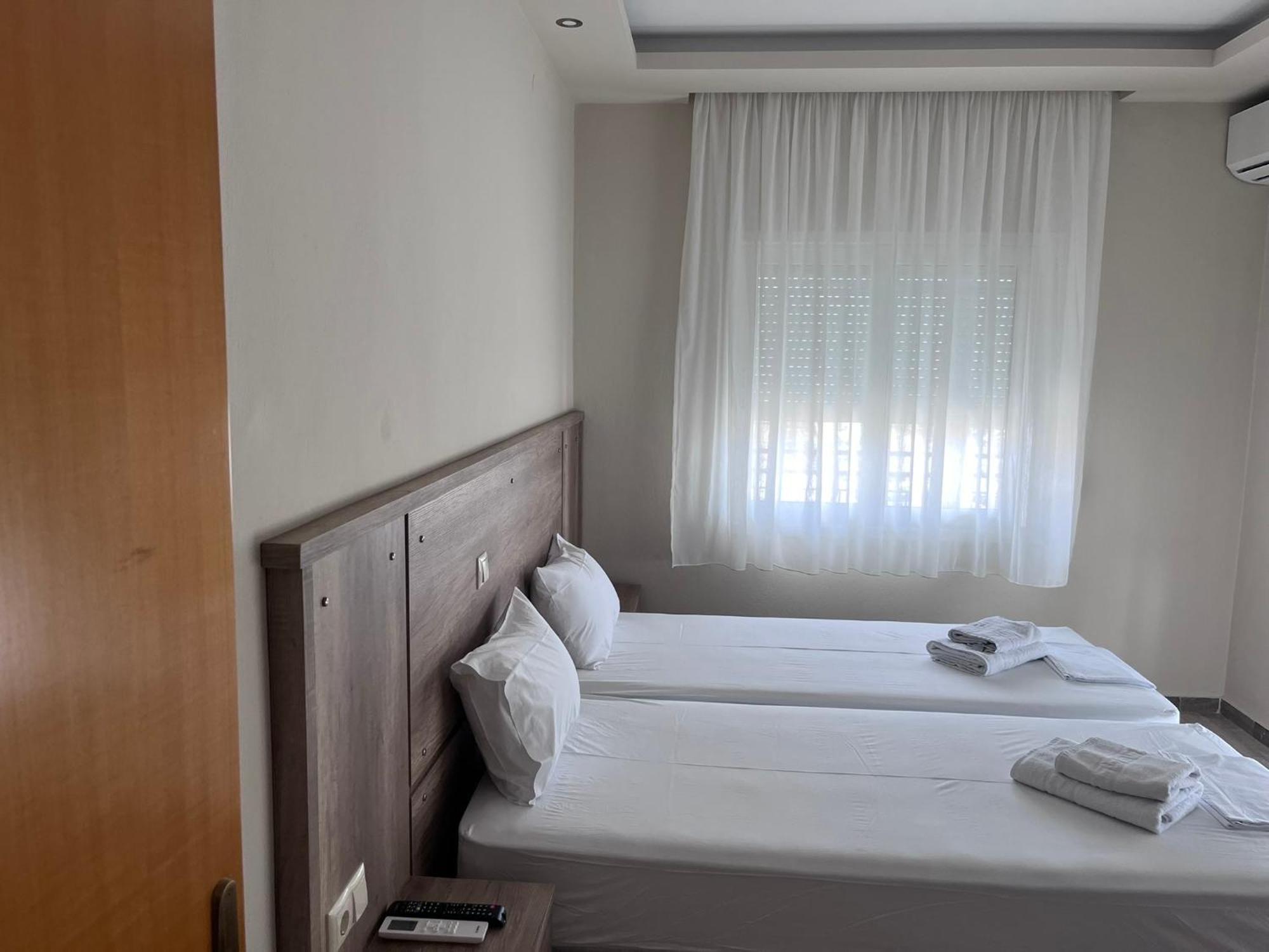 Hotel Filoxenia 네오이포로이 외부 사진