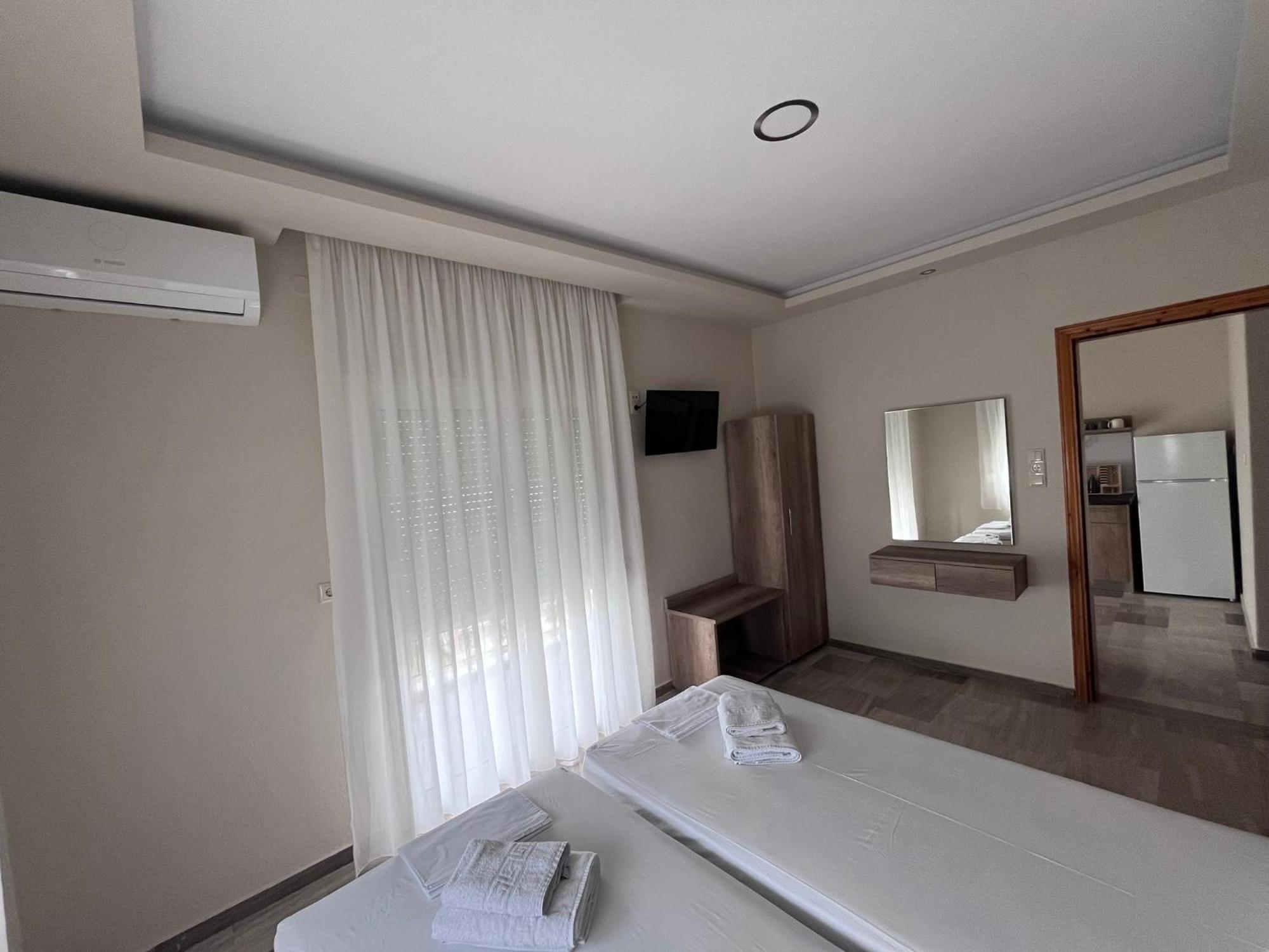 Hotel Filoxenia 네오이포로이 외부 사진